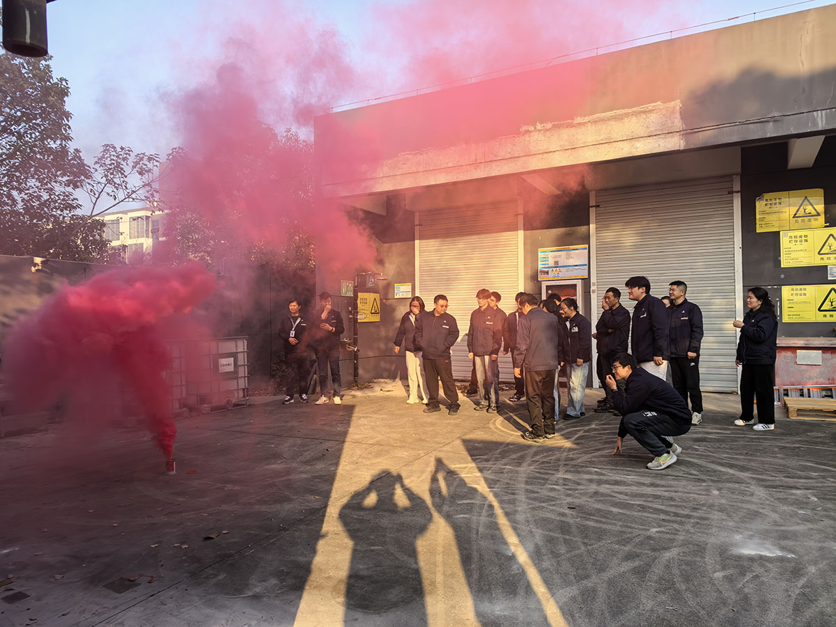 南京康尼科技開展消防實戰演練，沉浸式體驗筑牢“防火墻”